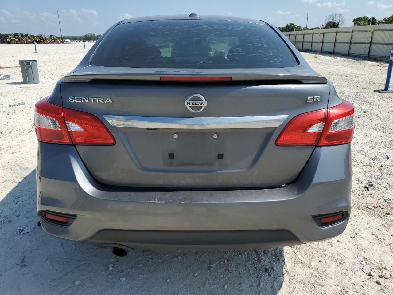 3N1AB7AP2KY303960 2019 Nissan Sentra S