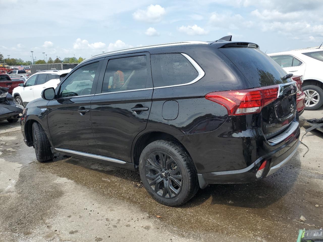 JA4J24A59JZ050693 2018 MITSUBISHI OUTLANDER - Image 2