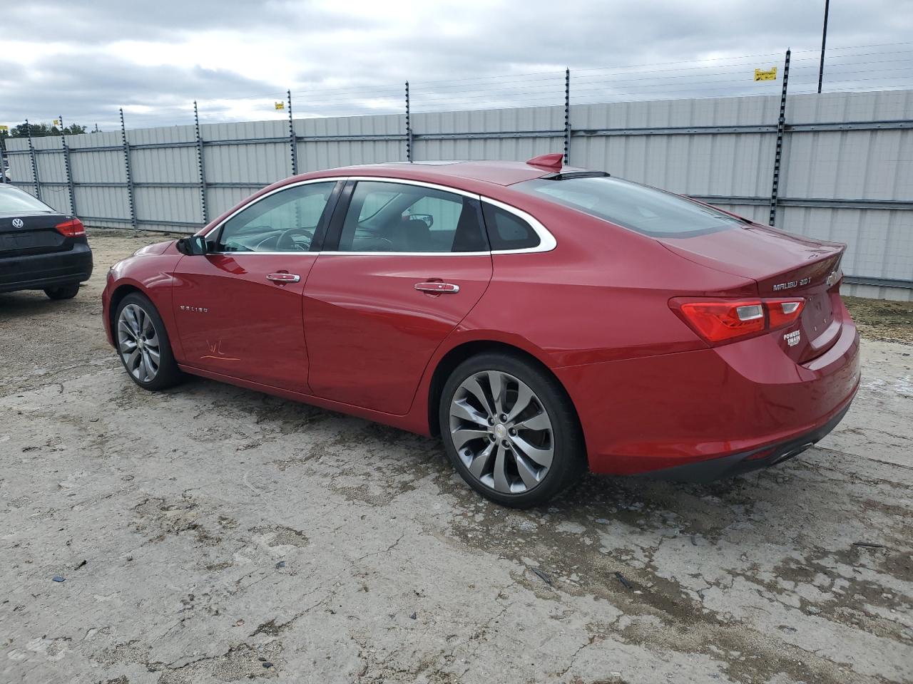 1G1ZH5SX3GF240425 2016 CHEVROLET MALIBU - Image 2