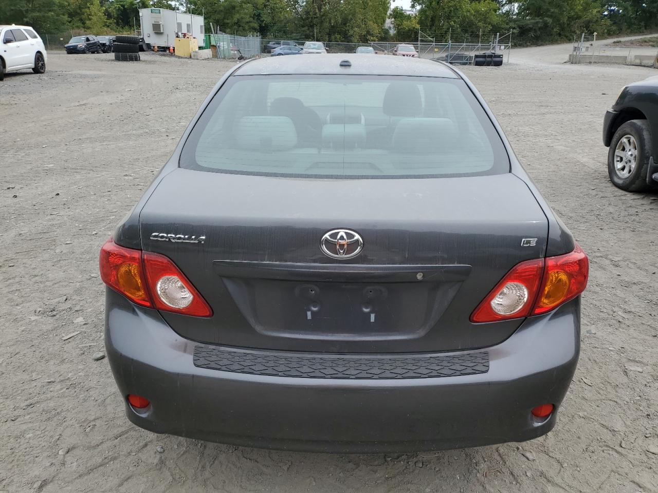 2009 Toyota Corolla Base VIN: JTDBL40EX9J041231 Lot: 72062844