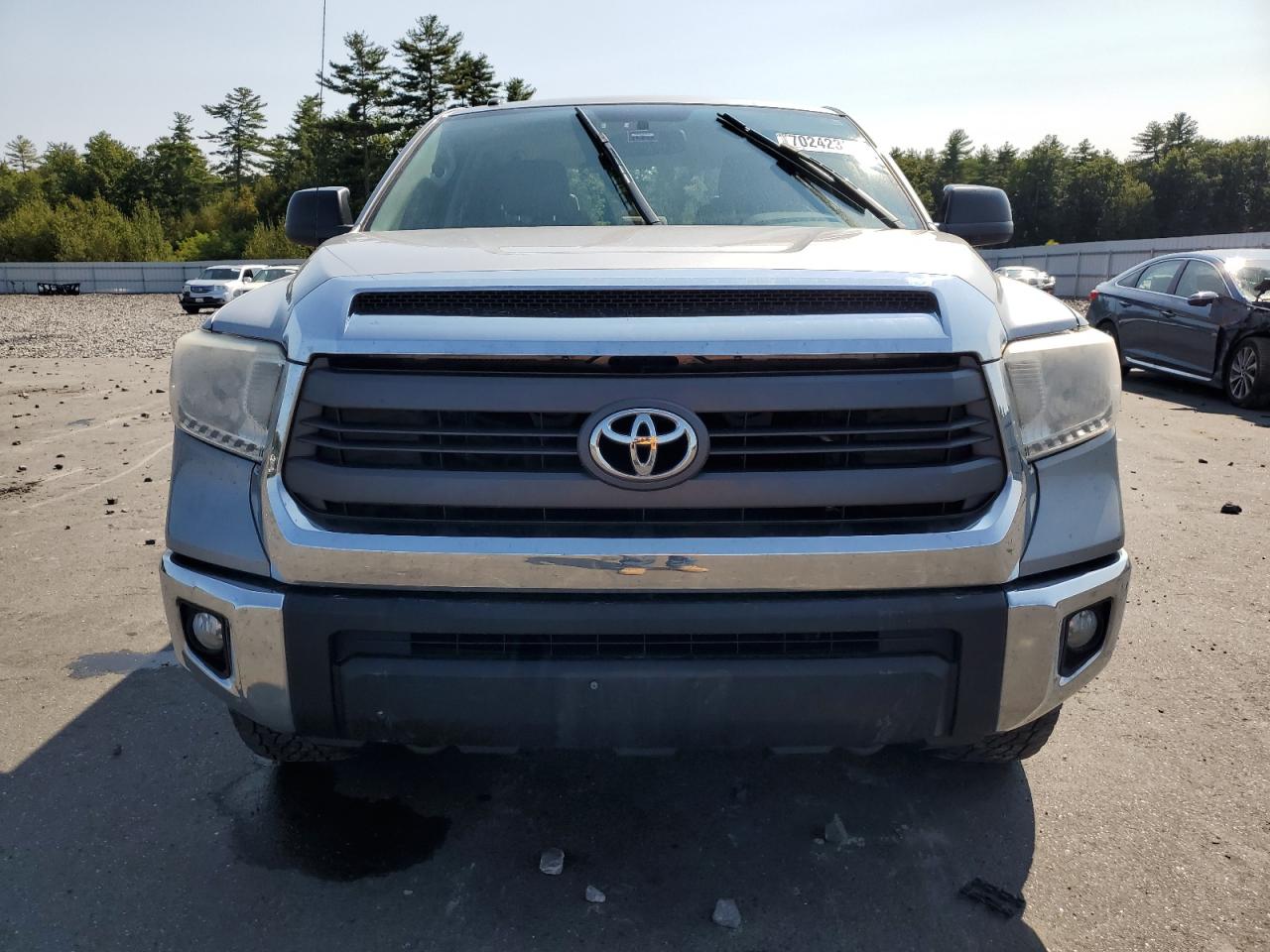 2015 Toyota Tundra - Image 5
