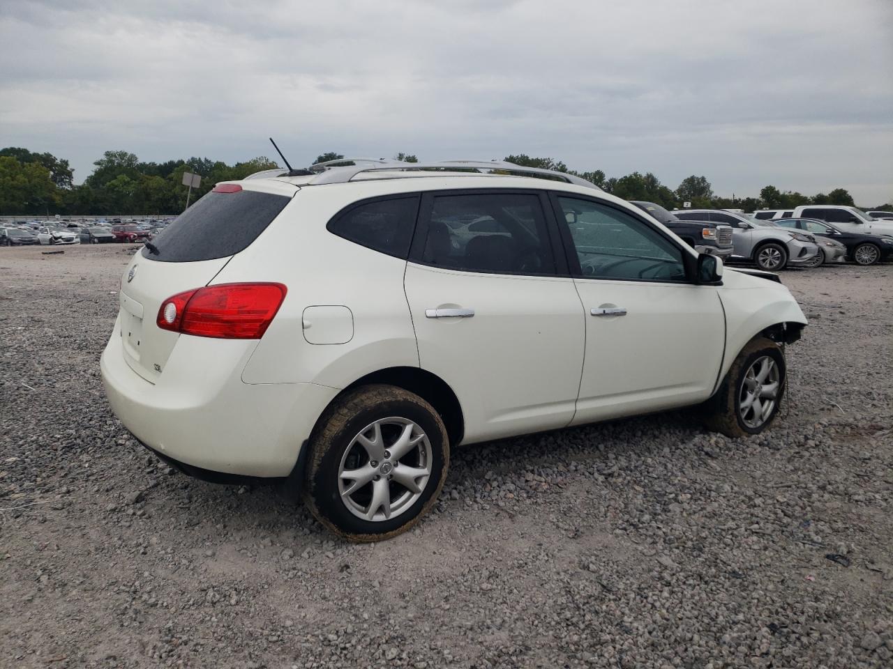 2010 Nissan Rogue S VIN: JN8AS5MT2AW505542 Lot: 70440224