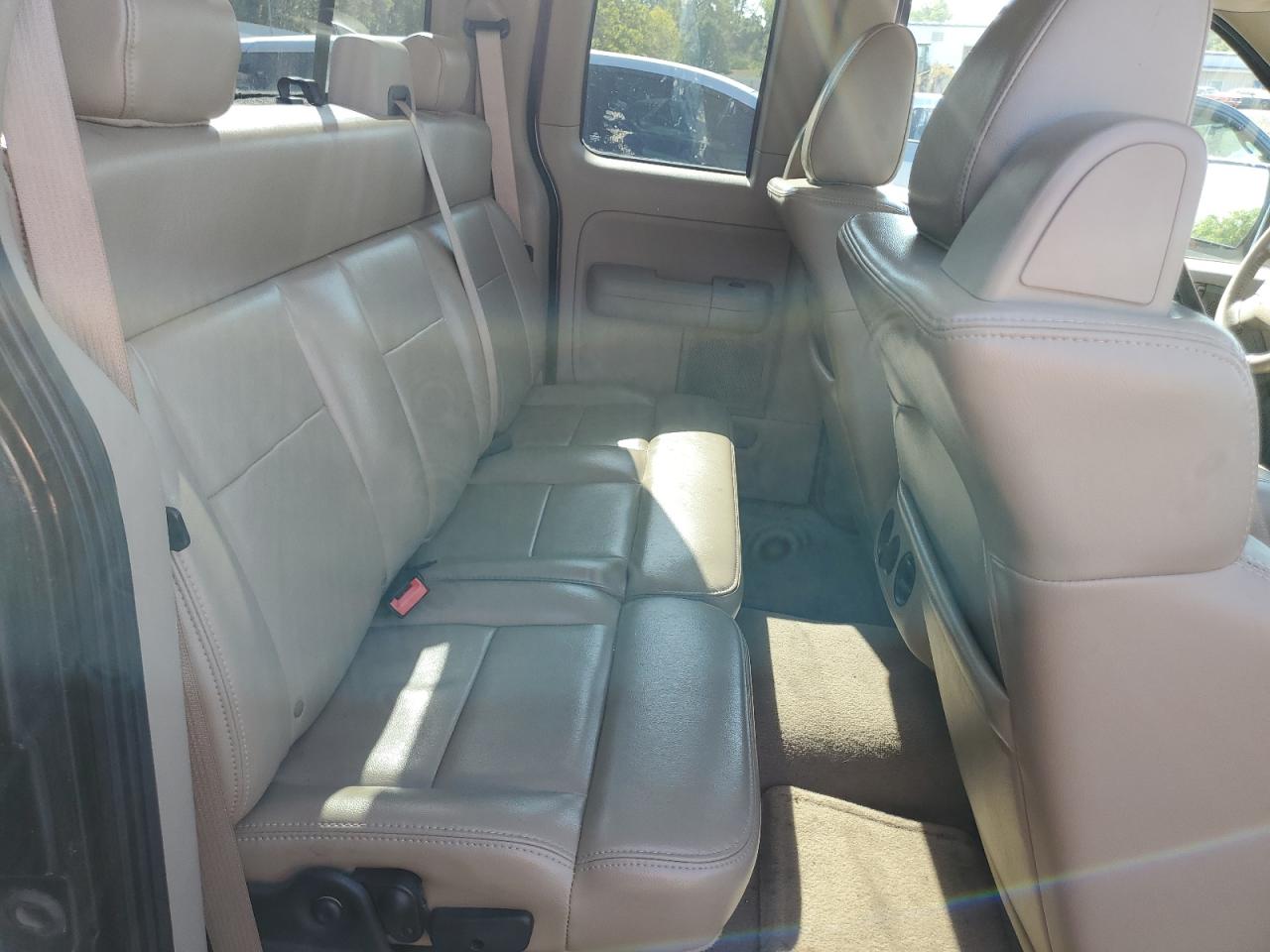 2007 Ford F-150 - Image 10