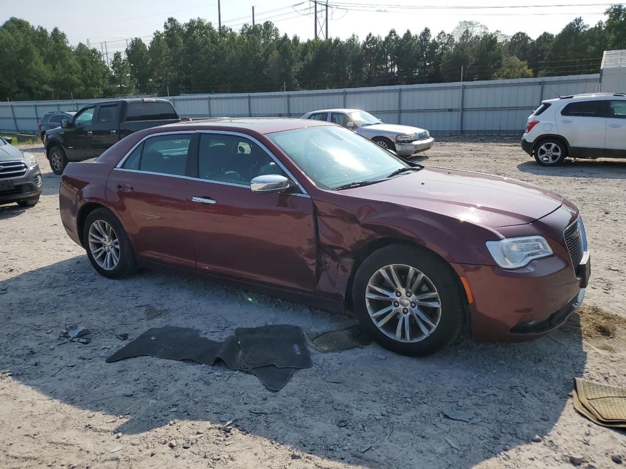2016 Chrysler 300 - Image 4