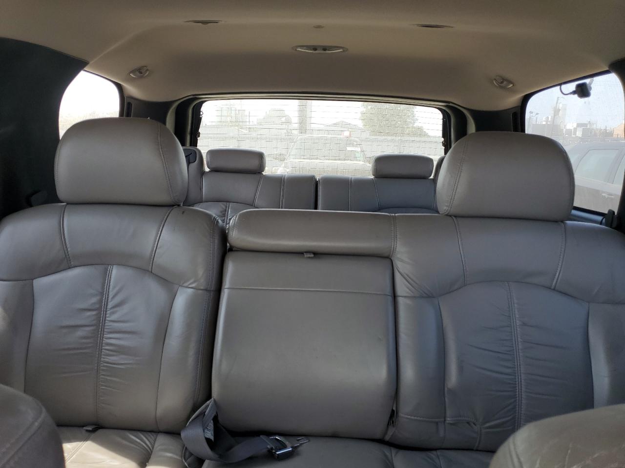 2001 Chevrolet Tahoe K1500 VIN: 1GNEK13T11J146762 Lot: 67490544