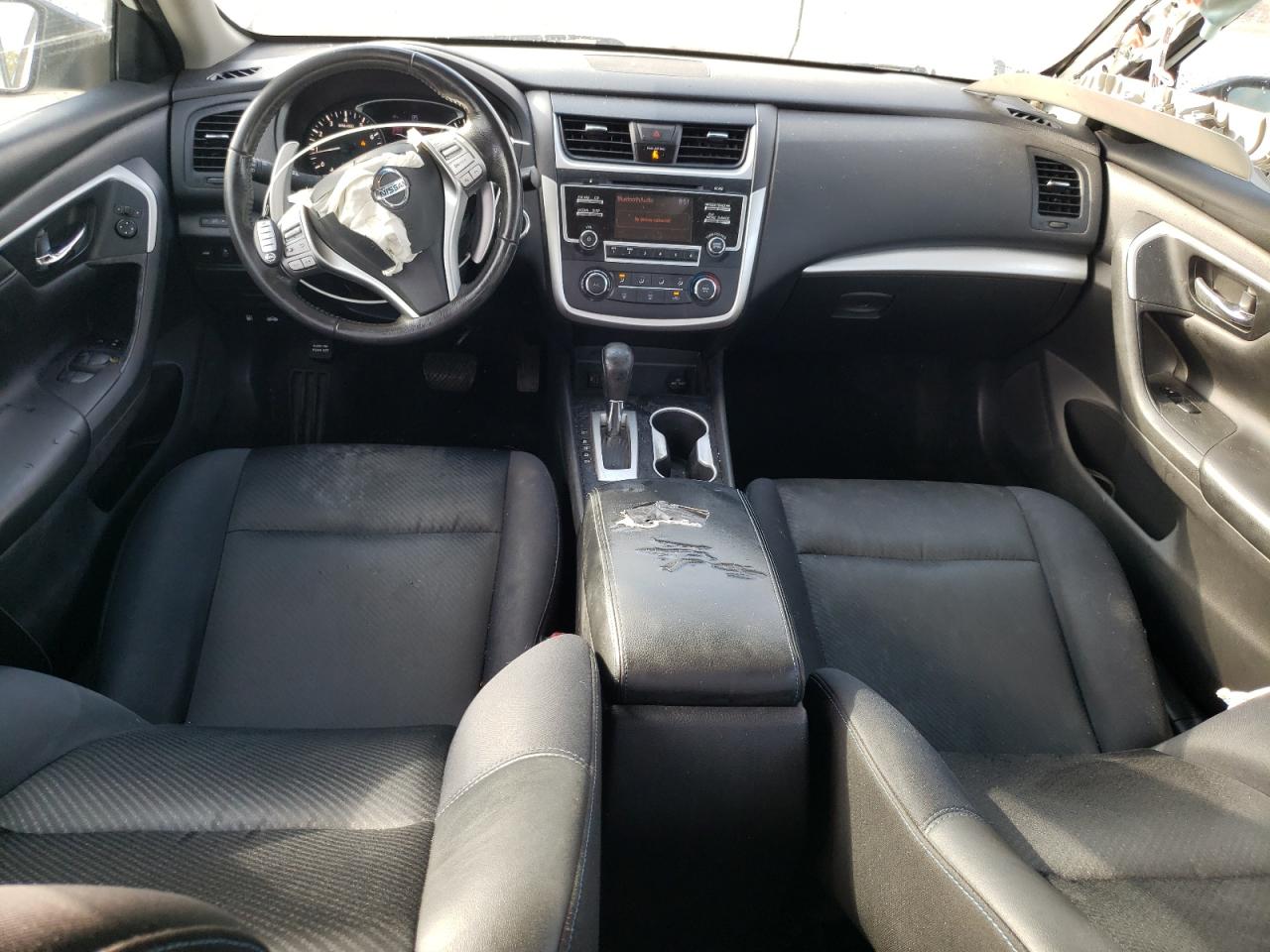 2017 Nissan Altima - Image 8