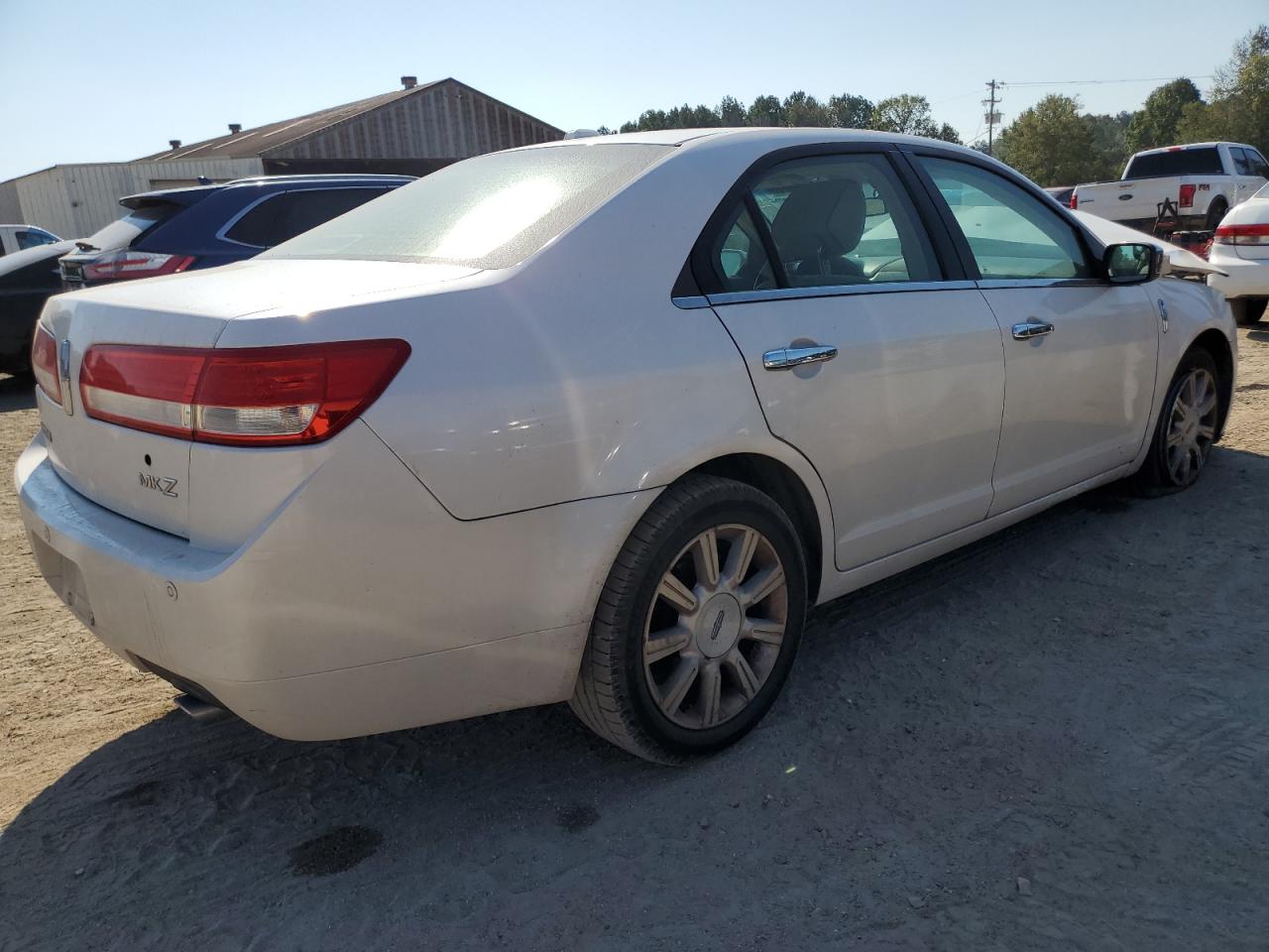 2012 Lincoln MKZ - Image 3