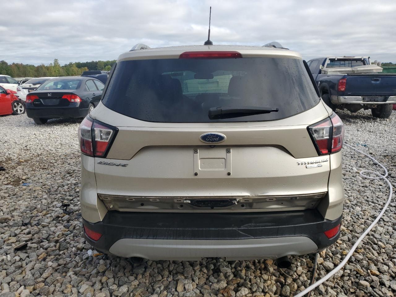 1FMCU9J93HUB78309 2017 Ford Escape Titanium