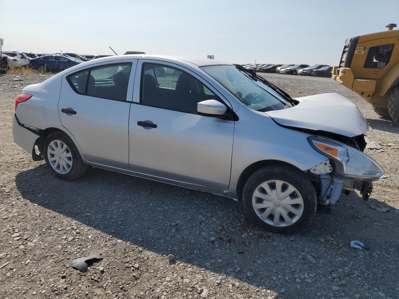 2016 Nissan Versa - Image 4