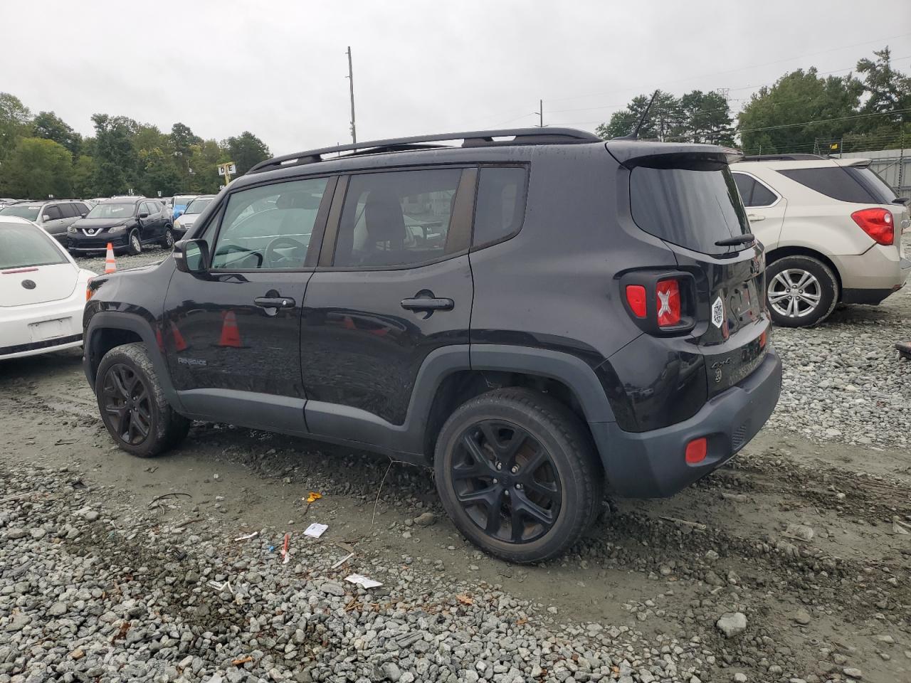 ZACCJBBT6GPC98345 2016 JEEP RENEGADE - Image 2