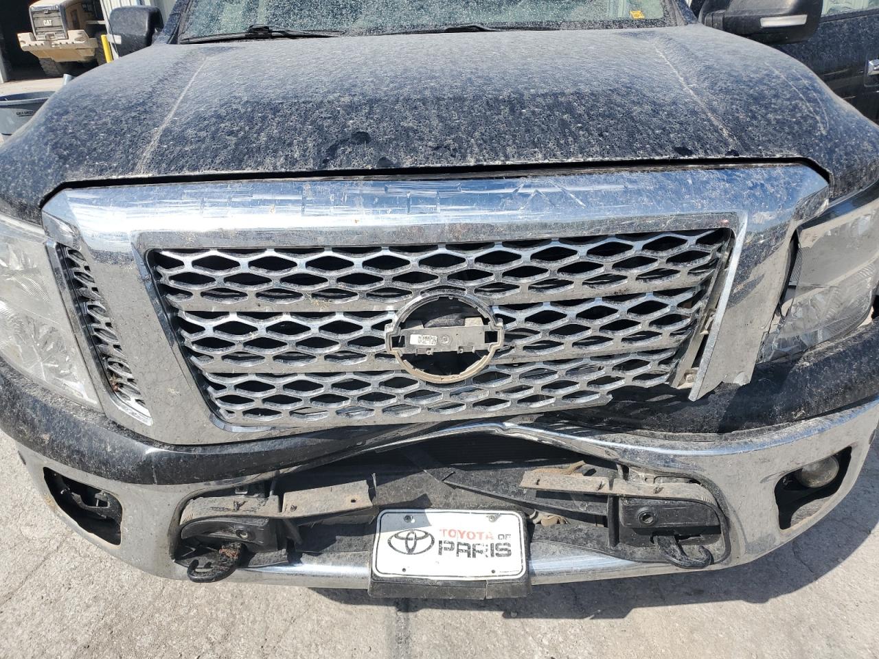 1N6AA1E51HN567339 2017 Nissan Titan Sv