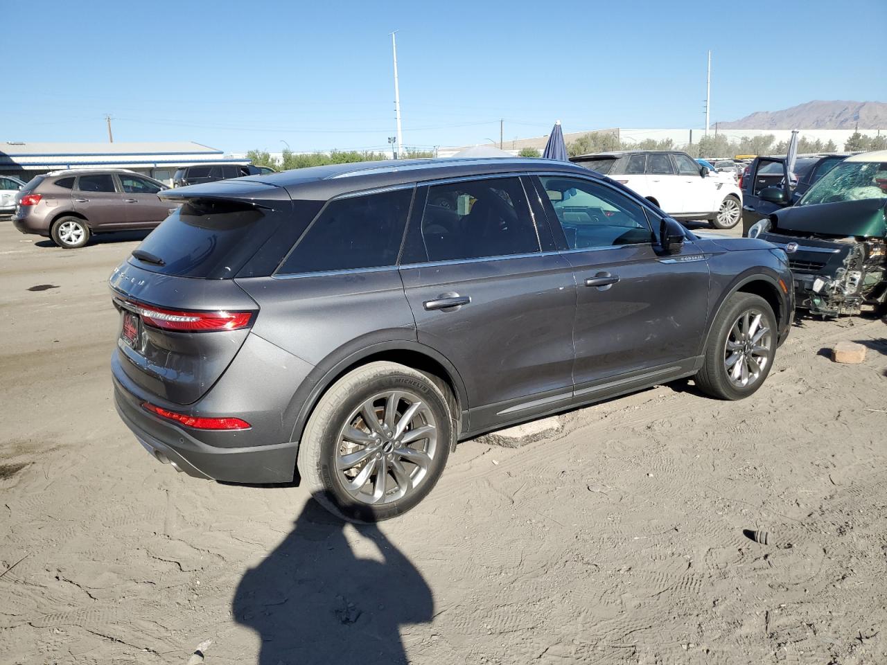 2022 Lincoln Corsair - Image 3