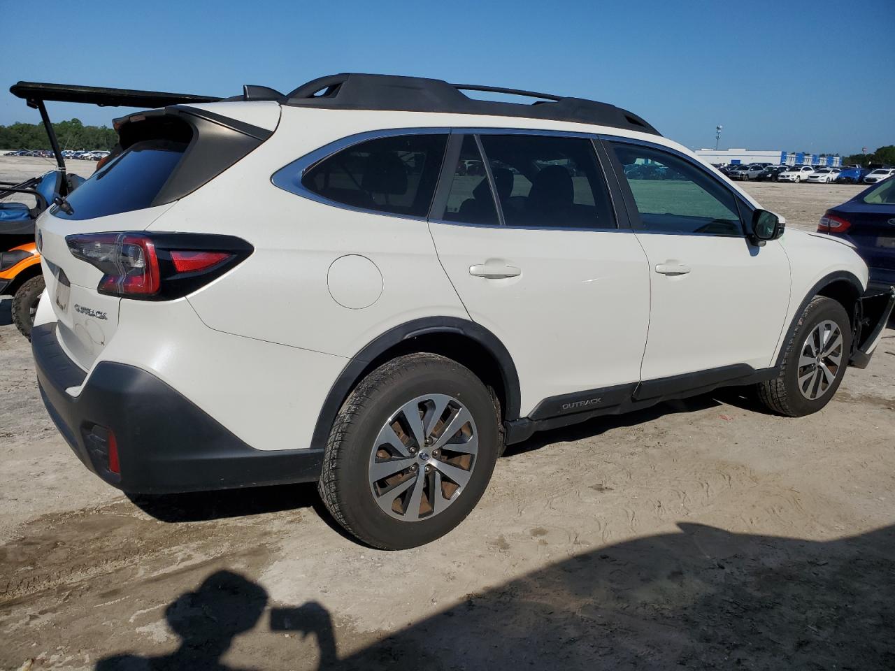 2020 Subaru Outback Premium VIN: 4S4BTACC7L3229687 Lot: 71762614