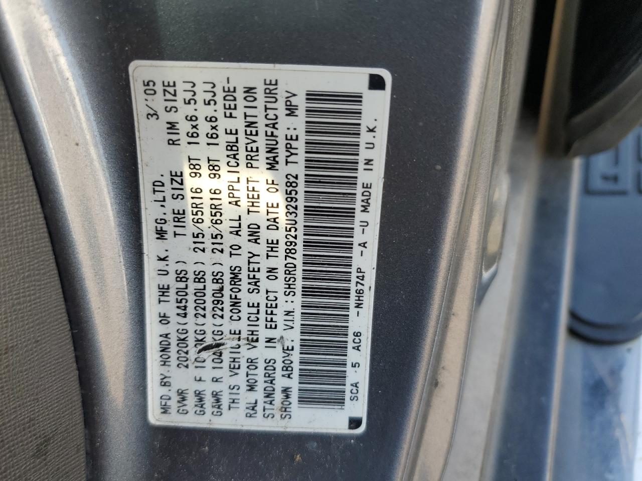 2005 Honda CR-V - Image 13