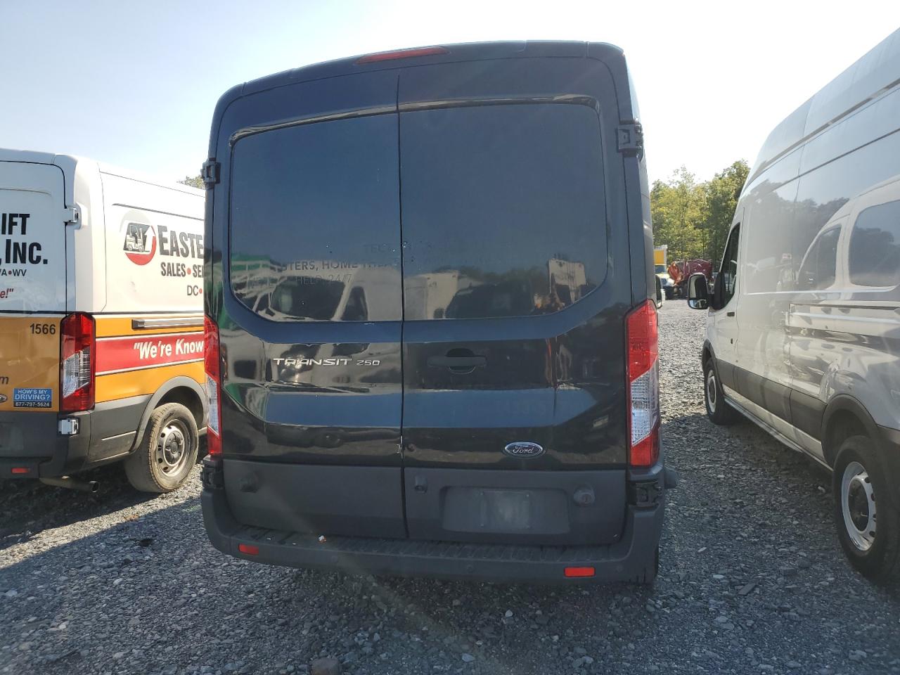 1FTYR2CM2FKA75881 2015 Ford Transit T-250