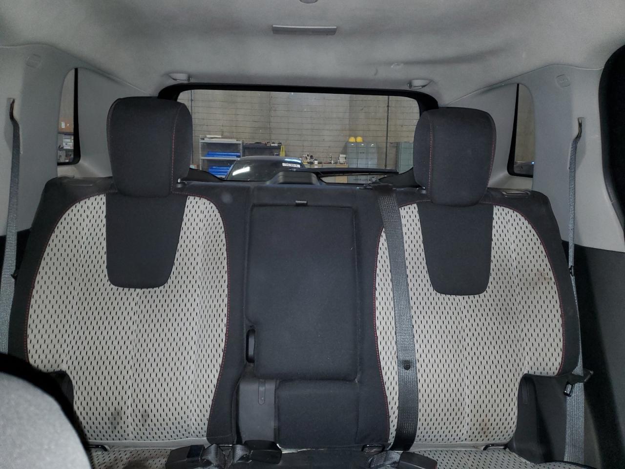 2012 GMC Terrain - Image 10