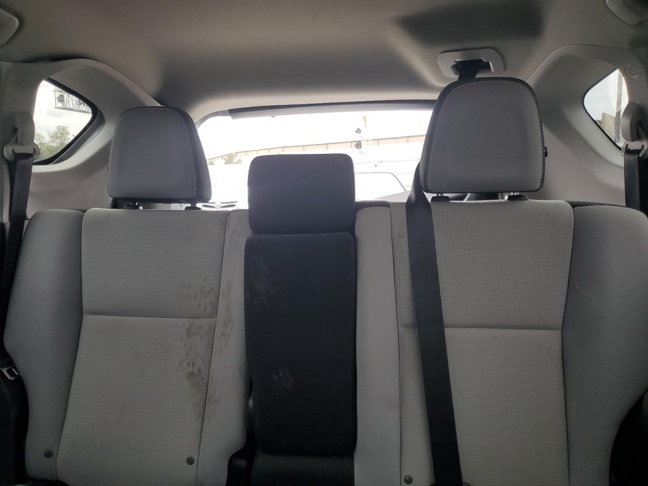 2018 Toyota RAV 4 - Image 10