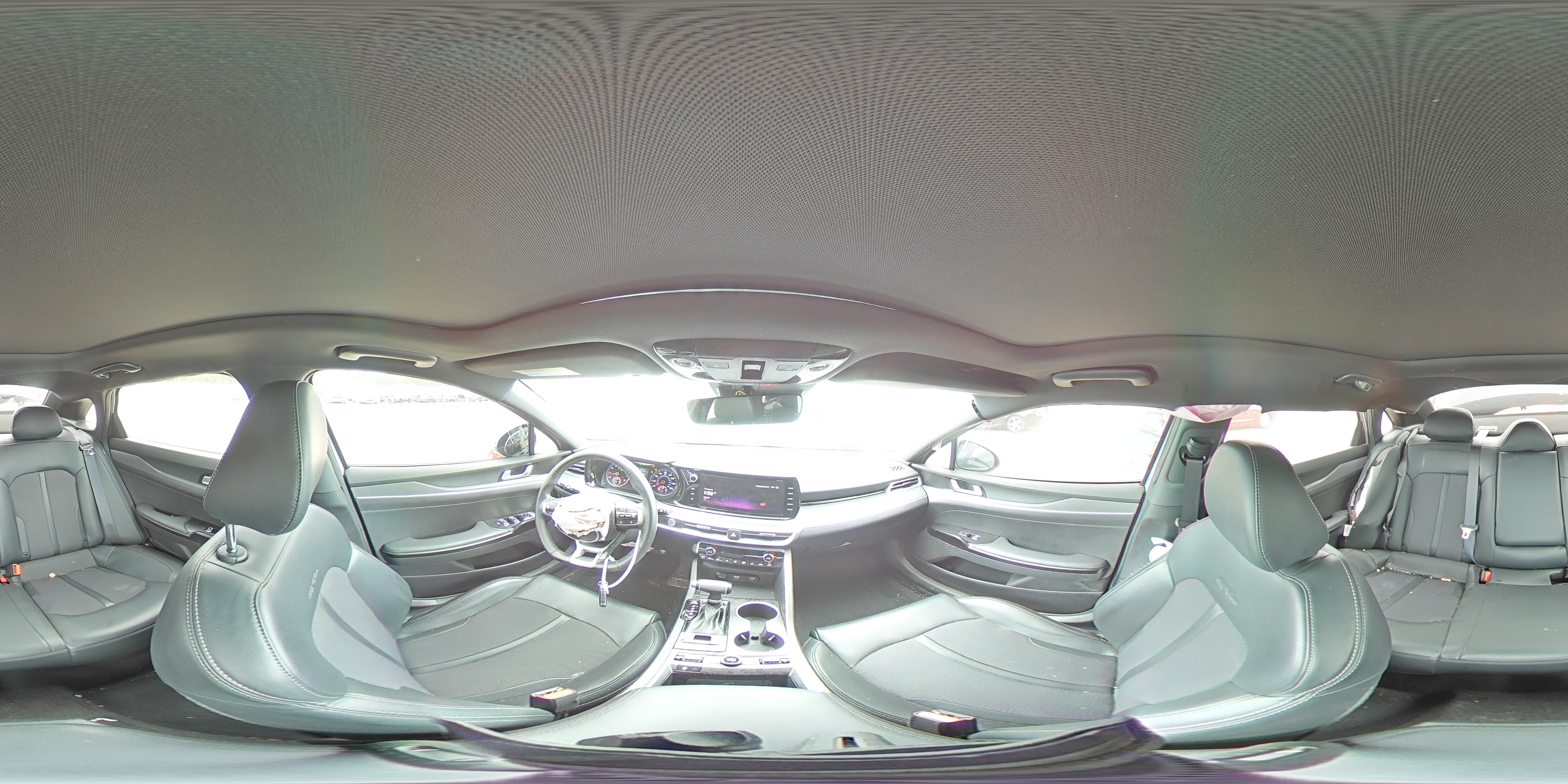2024 Kia K5 - Image 13