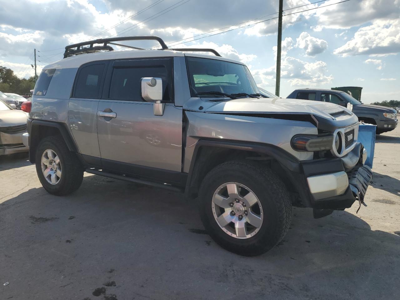 2010 Toyota FJ Cruiser - Image 4