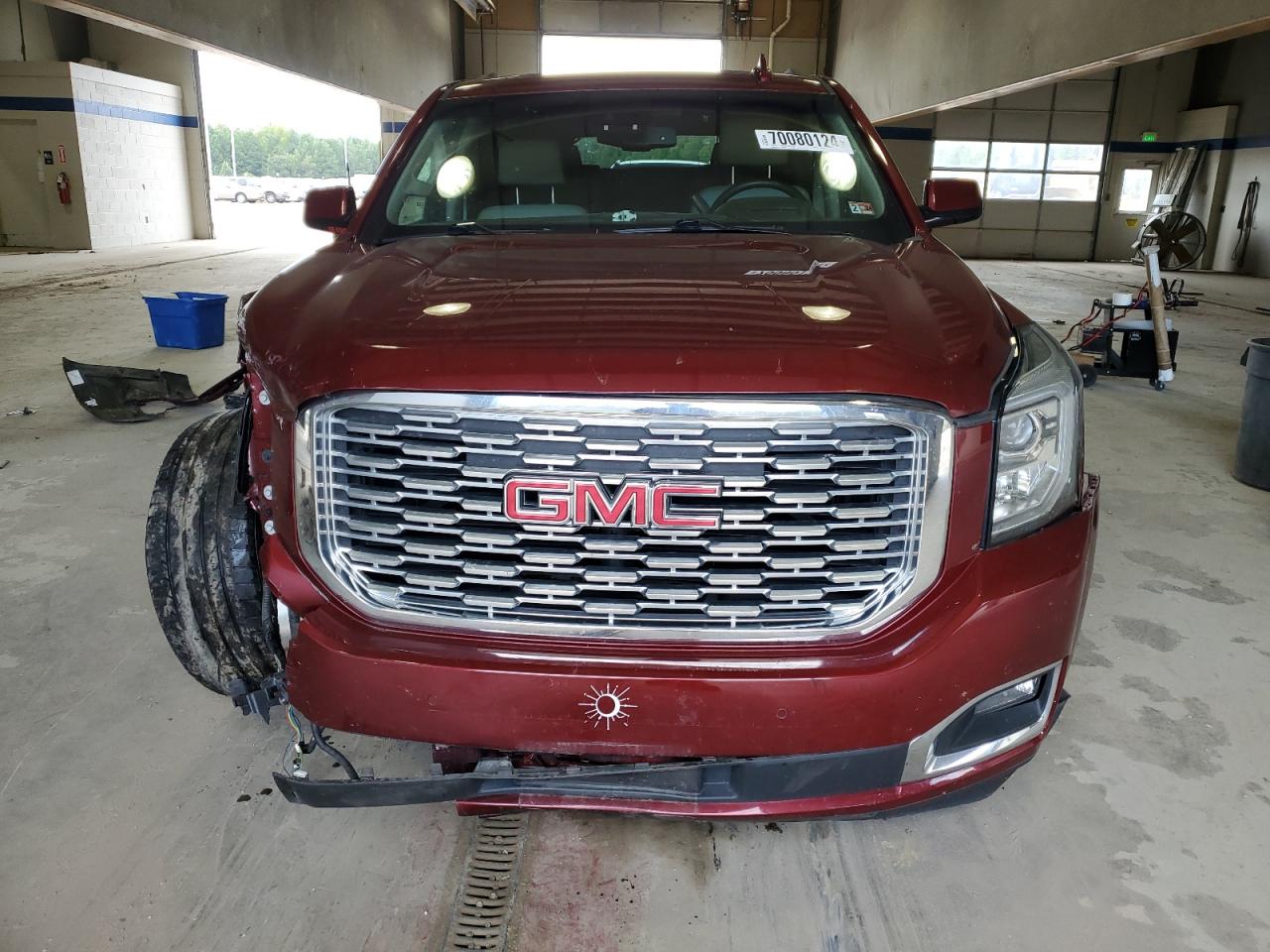 1GKS2HKJXJR141084 2018 GMC Yukon Xl Denali