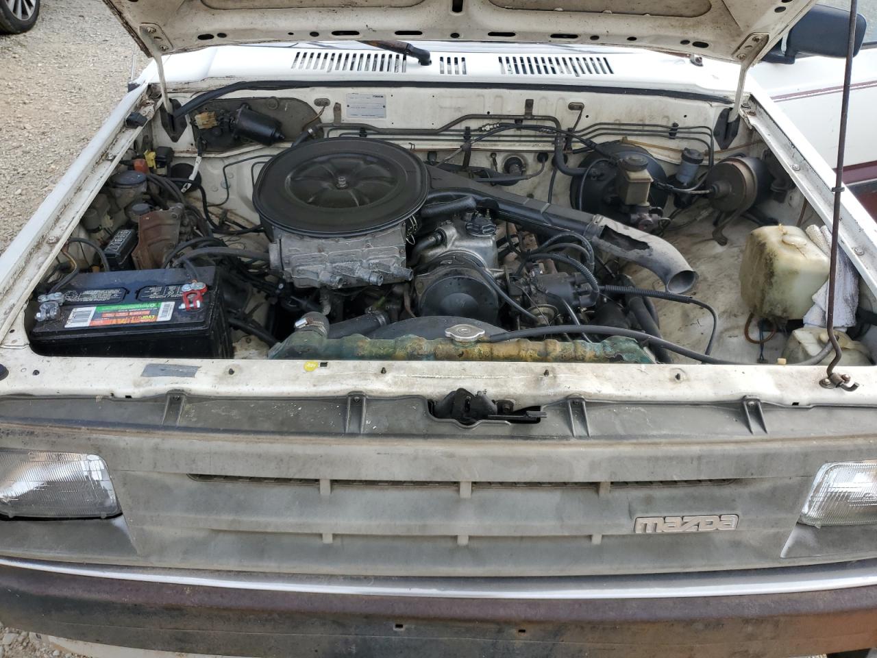 JM2UF111XG0648271 1986 Mazda B2000