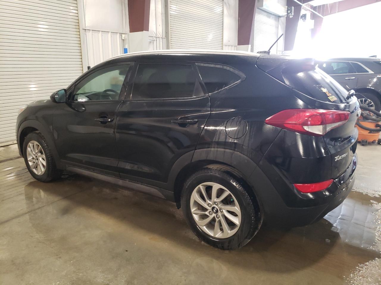 KM8J3CA45GU118994 2016 HYUNDAI TUCSON - Image 2