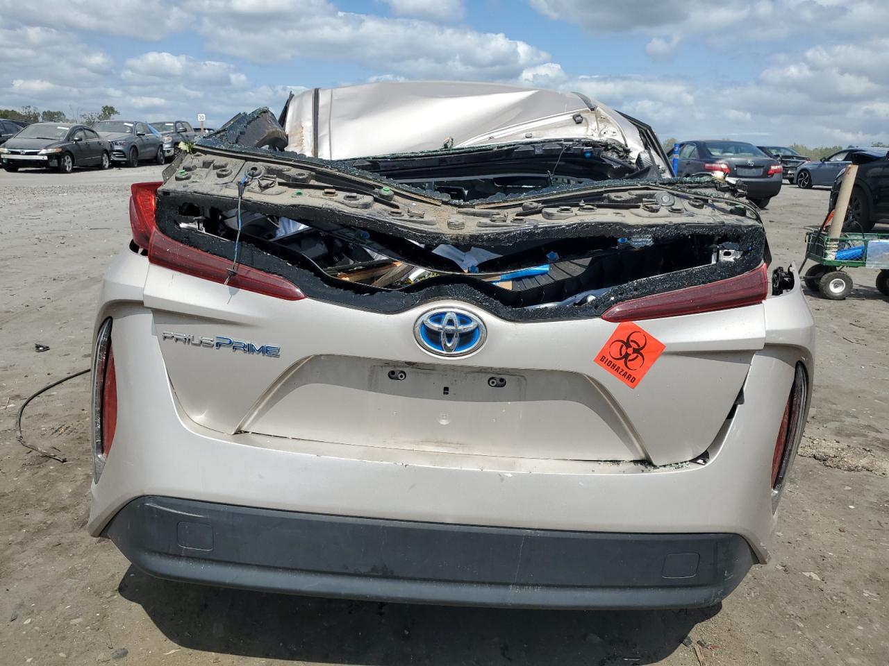 JTDKAMFP8M3165851 2021 Toyota Prius Prime Le