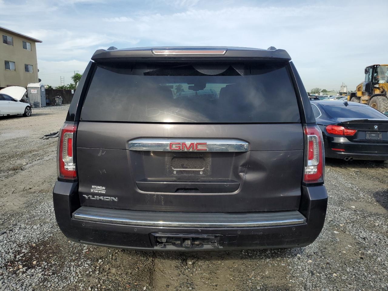 1GKS1CKJ5JR112145 2018 GMC Yukon Denali