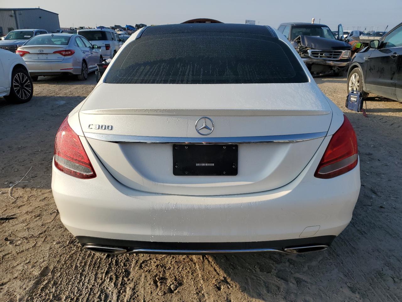 2017 Mercedes-Benz C 300 VIN: 55SWF4JB5HU225185 Lot: 70395644