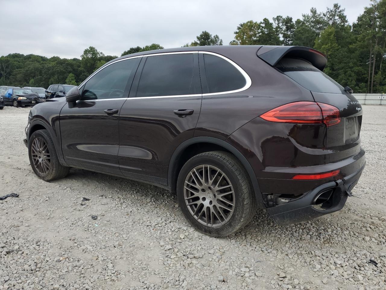 2016 Porsche Cayenne - Image 2