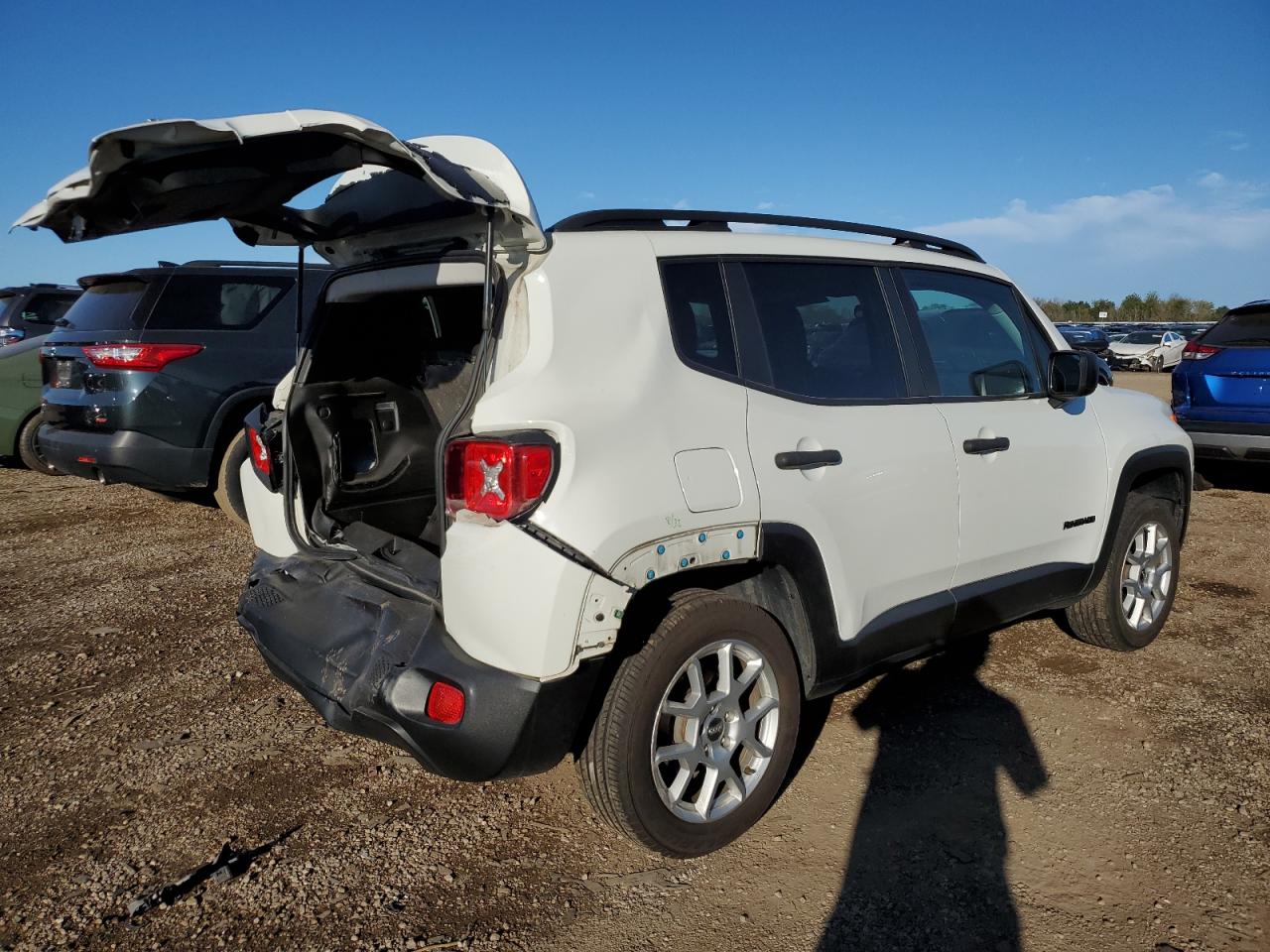 2021 Jeep Renegade - Image 3