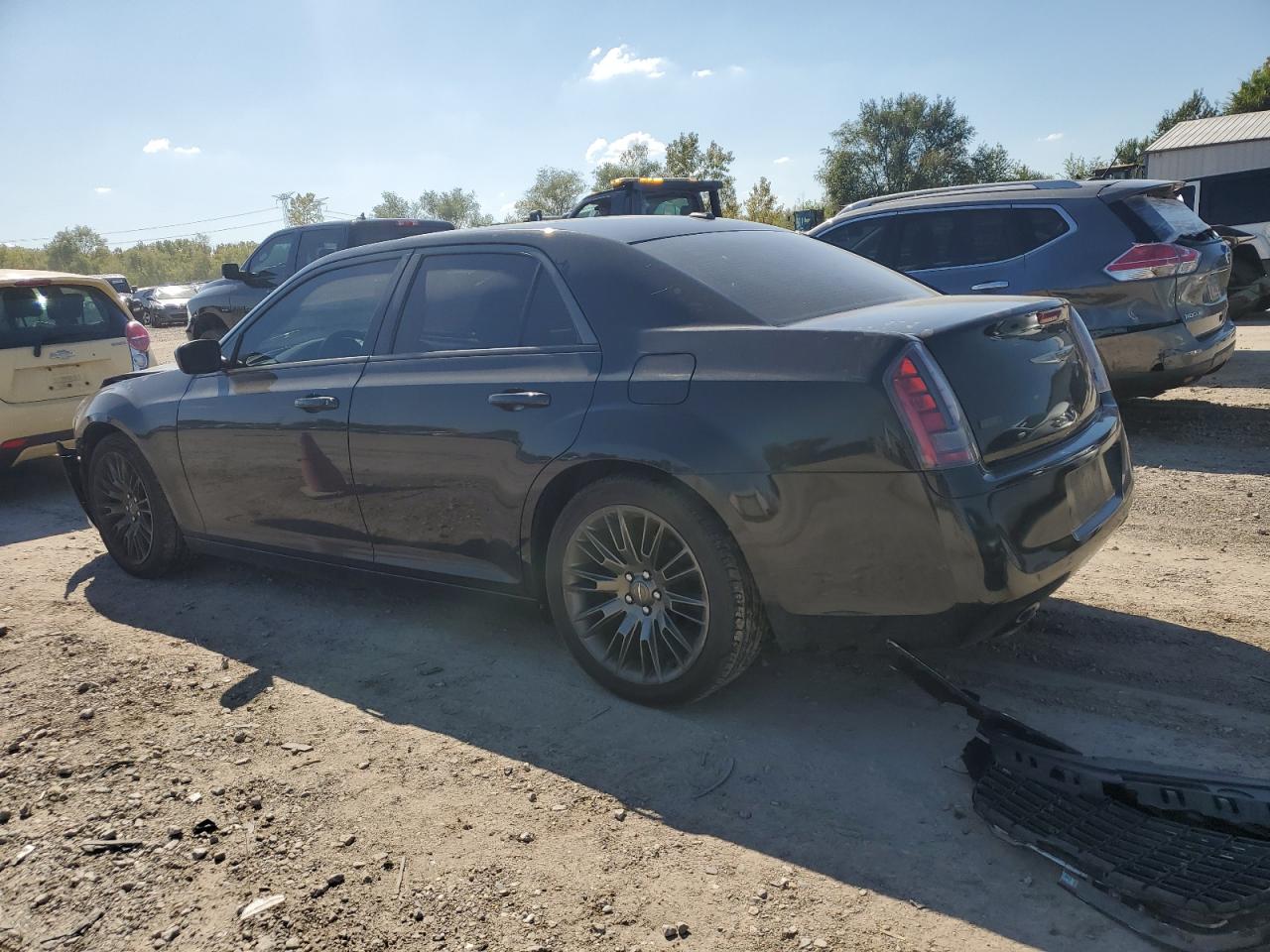 2013 Chrysler 300 - Image 2