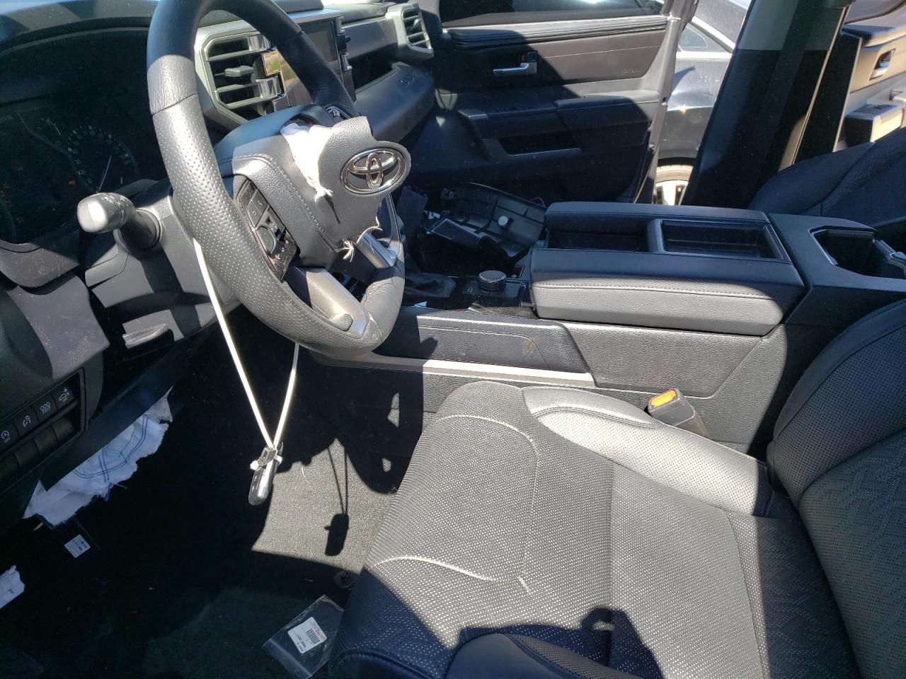 2023 Toyota Tundra - Image 7