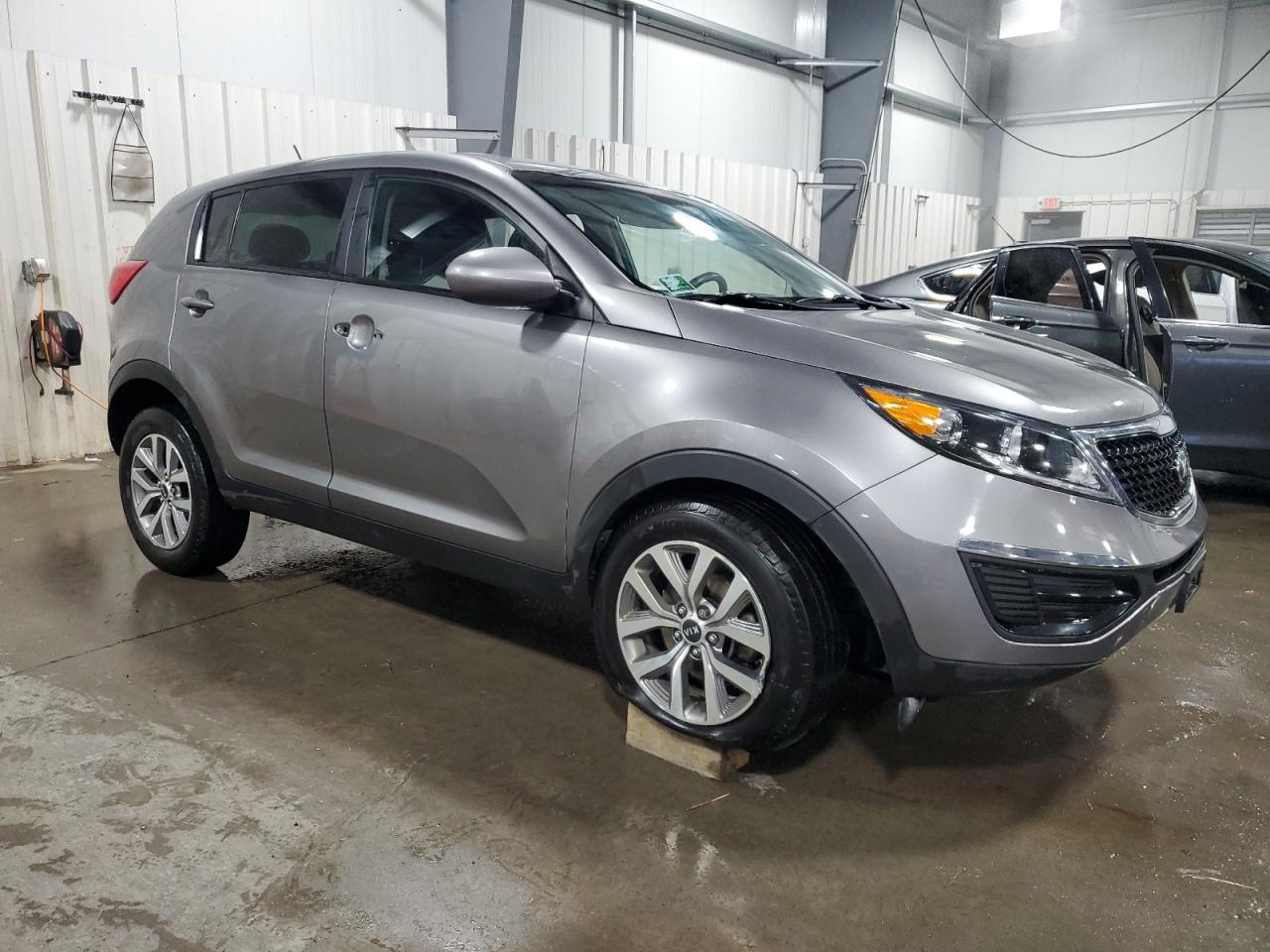 KNDPB3AC3G7868756 2016 Kia Sportage Lx