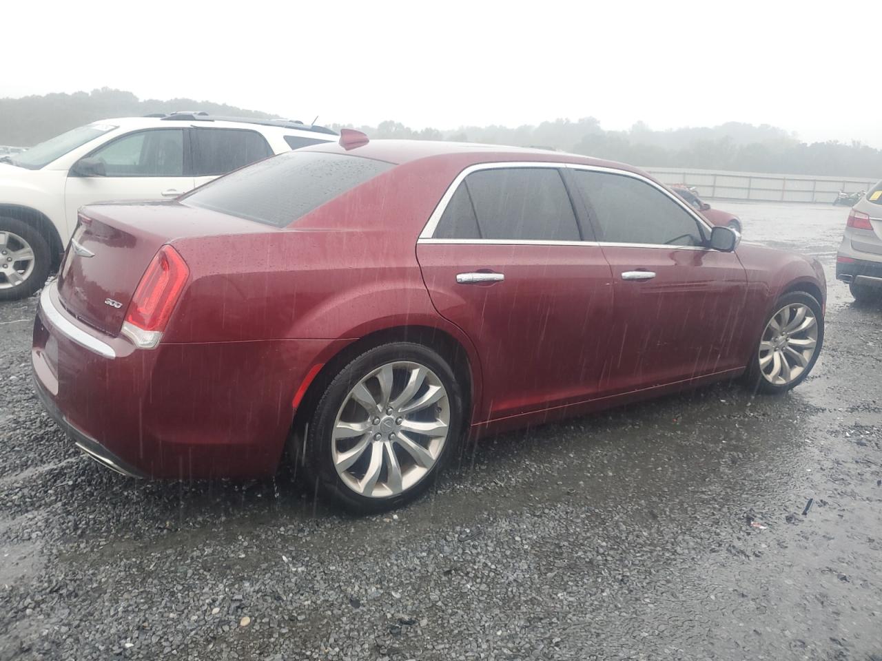 2019 Chrysler 300 - Image 3