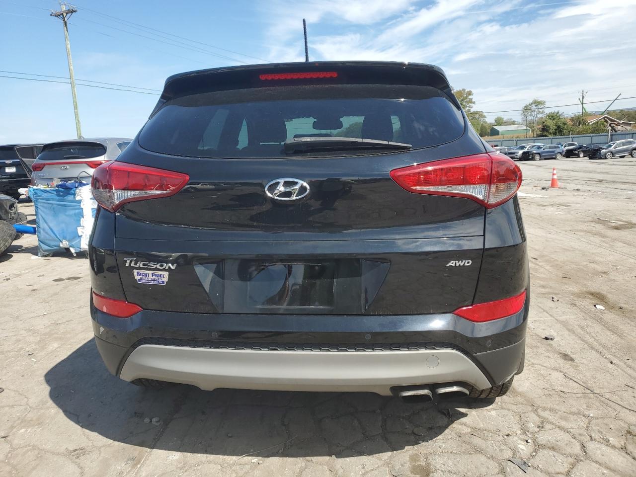 KM8J3CA25HU572839 2017 Hyundai Tucson Limited