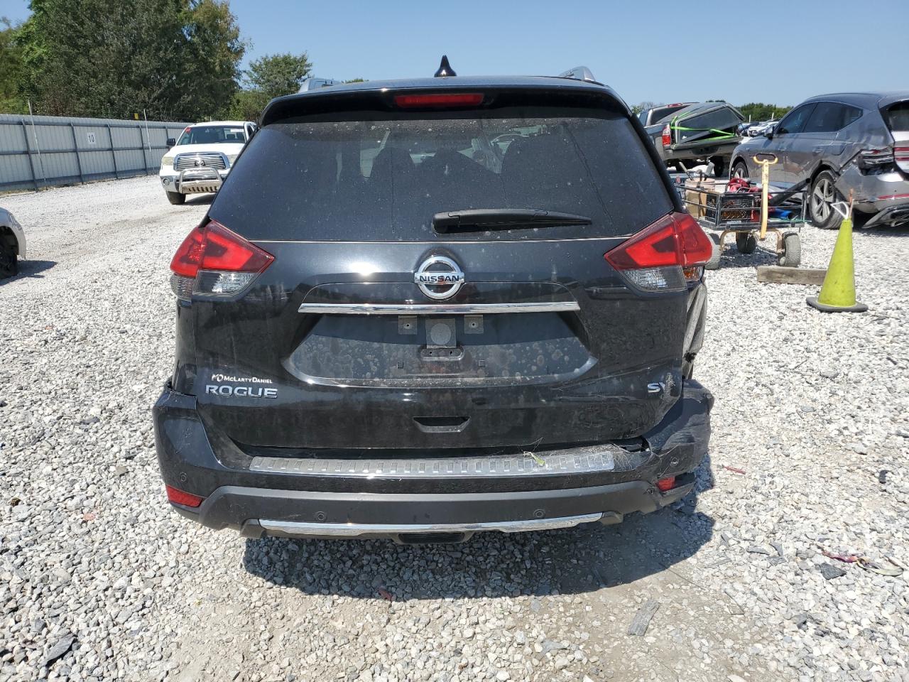 2020 Nissan Rogue S VIN: JN8AT2MT5LW001677 Lot: 71029134