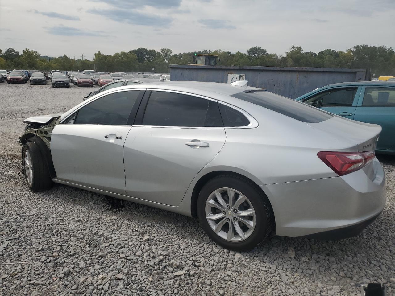 1G1ZD5ST3LF032905 2020 CHEVROLET MALIBU - Image 2