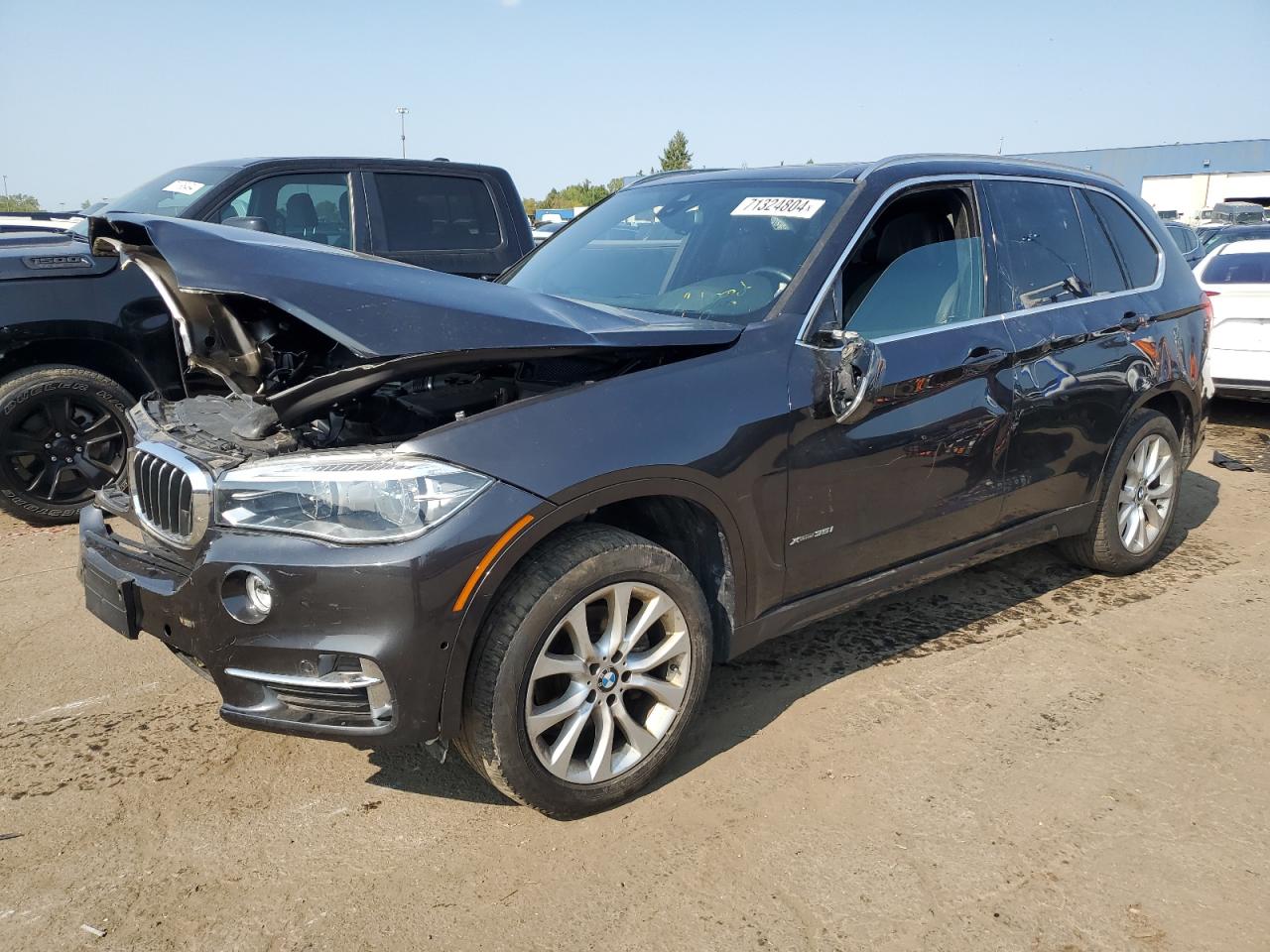 5UXKR0C50J0X97081 2018 BMW X5 - Image 1