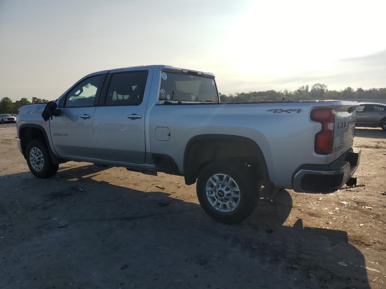 2021 Chevrolet Silverado - Image 2