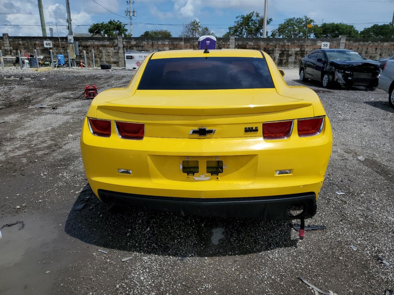 2011 Chevrolet Camaro Lt VIN: 2G1FB1ED8B9207064 Lot: 69205704