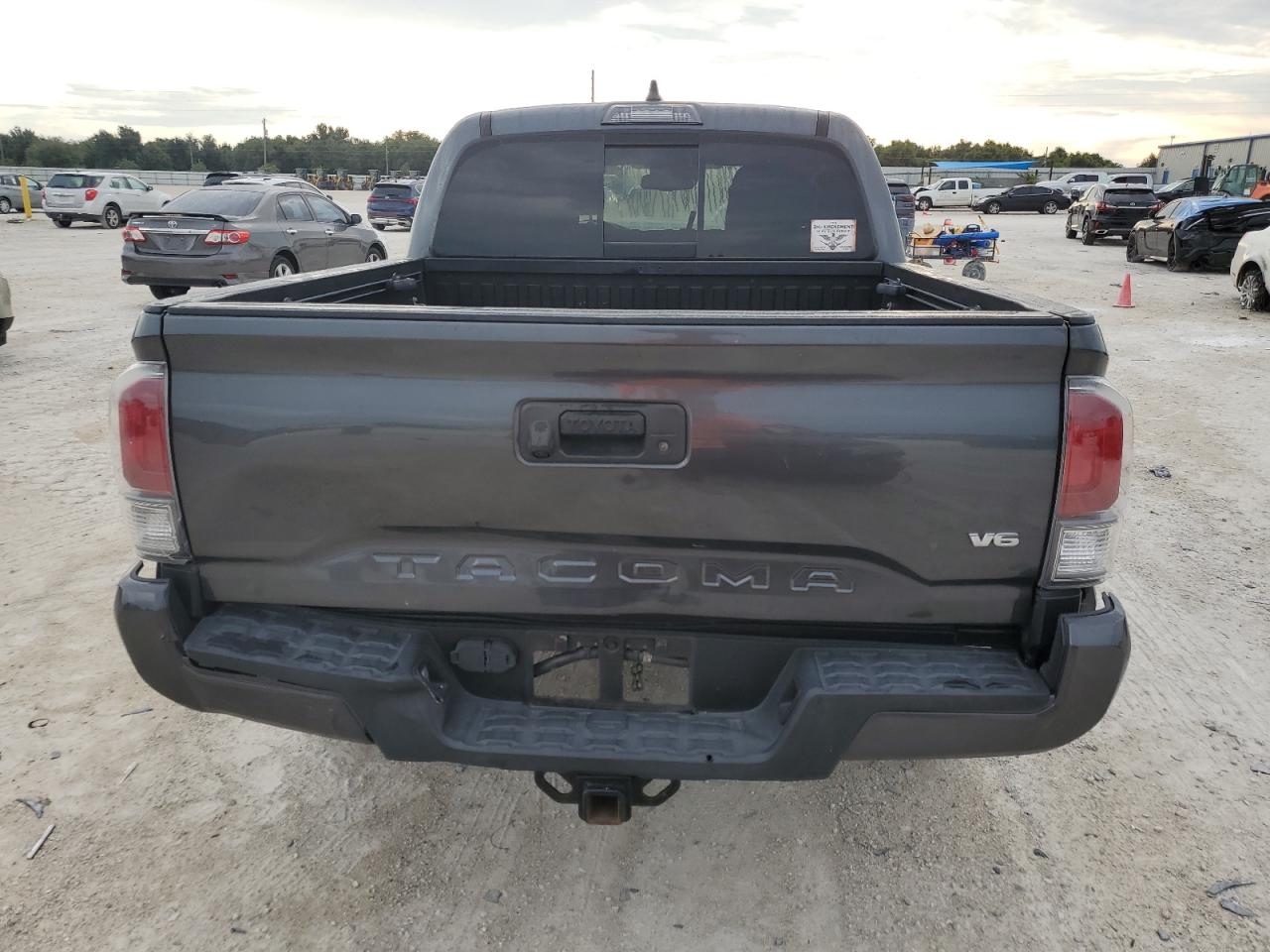 3TMCZ5AN9LM348052 2020 Toyota Tacoma Double Cab