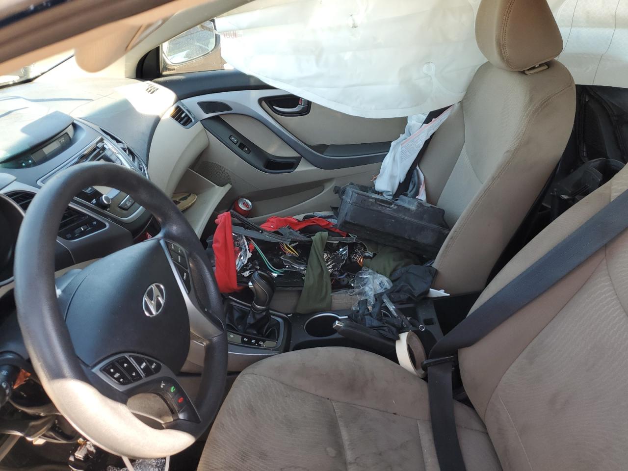 KMHDH4AE7GU479737 2016 Hyundai Elantra Se