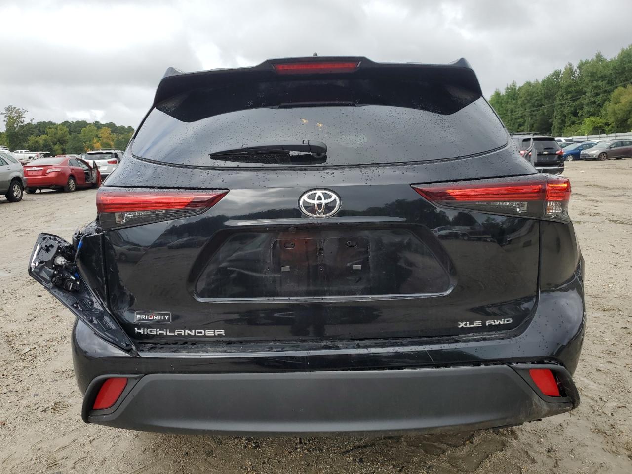 2024 Toyota Highlander Le VIN: 5TDKDRBH0RS565427 Lot: 72060744