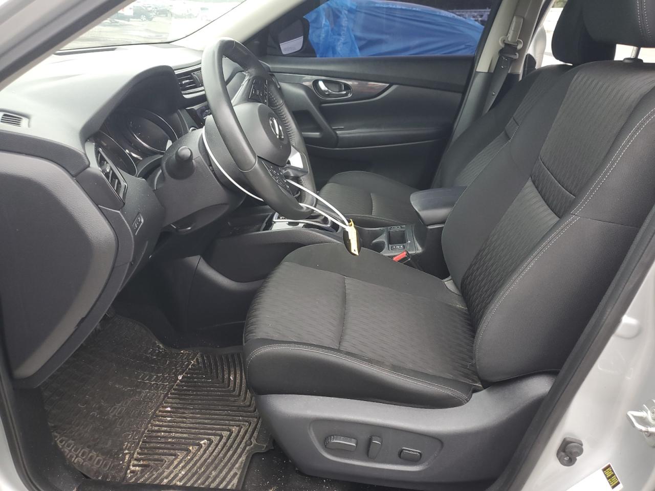 KNMAT2MVXJP561117 NISSAN ROGUE 2018