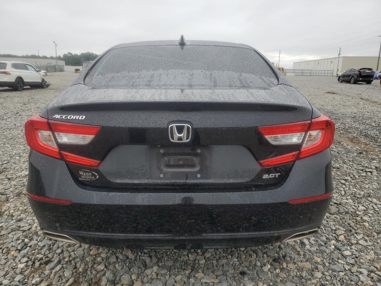 1HGCV2F66JA032261 2018 Honda Accord Exl