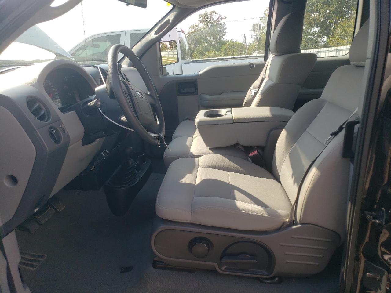 2005 Ford F150 VIN: 1FTRX14W35KD24420 Lot: 72175764