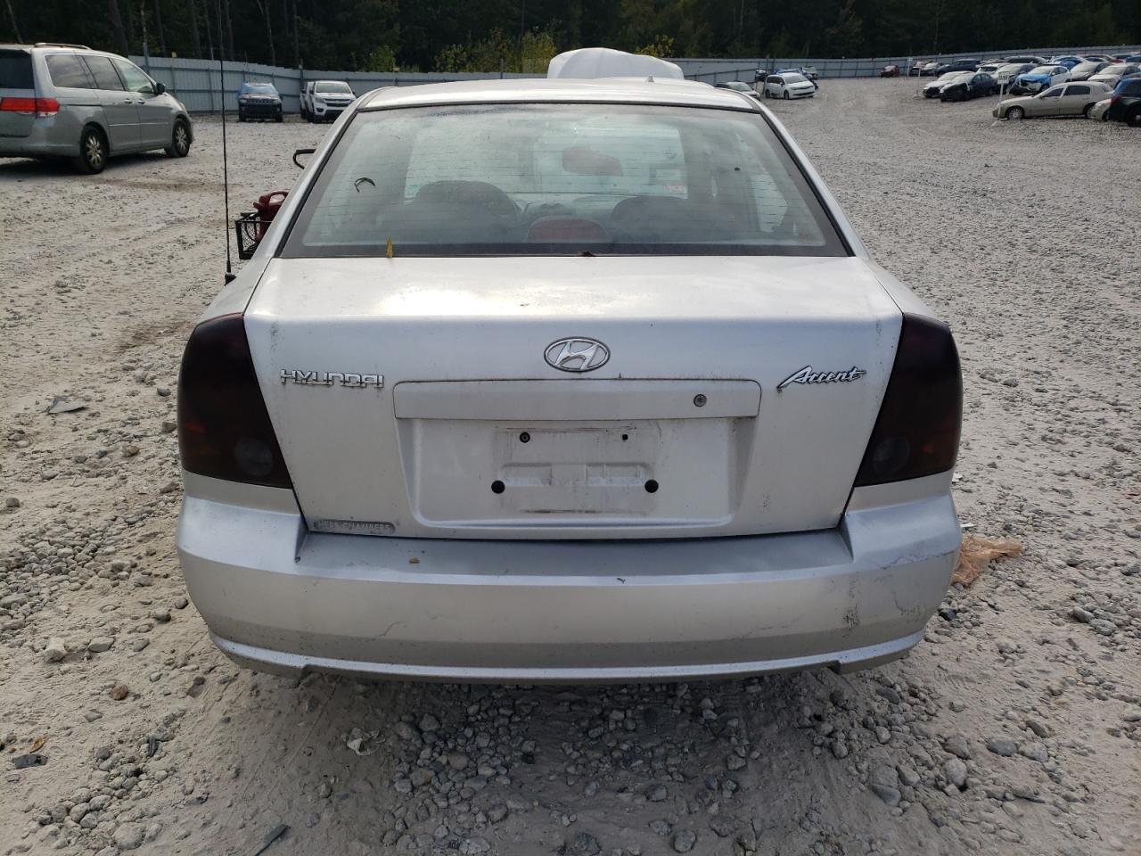 KMHCG45C25U603157 2005 Hyundai Accent Gl