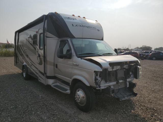 2011 Ford Econoline E450 Super Duty Cutaway Van