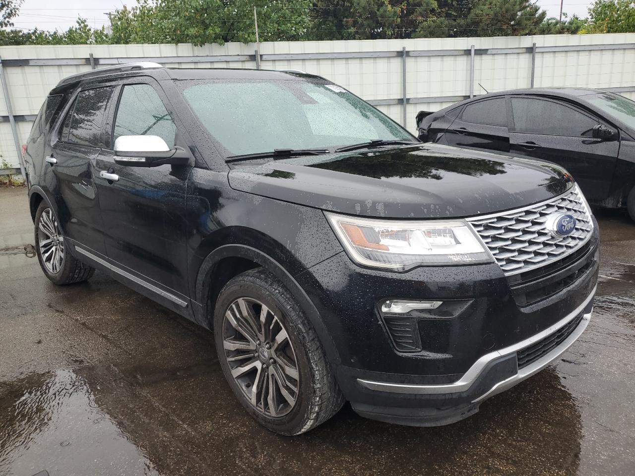 1FM5K8HT0JGA23098 2018 Ford Explorer Platinum